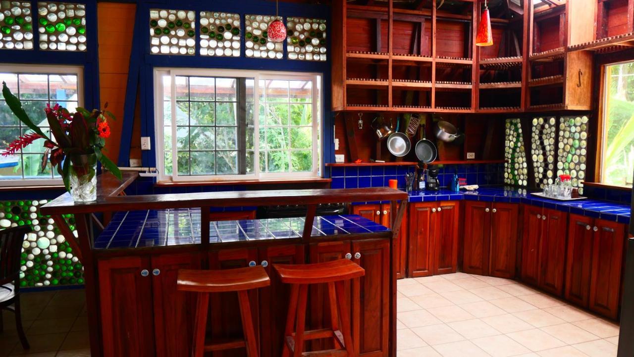 Tesoro Escondido Ecolodge Cabinas Бокас дел Торо Екстериор снимка