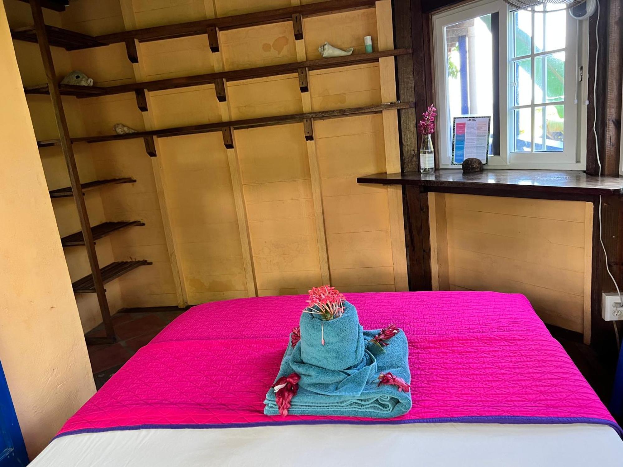 Tesoro Escondido Ecolodge Cabinas Бокас дел Торо Стая снимка