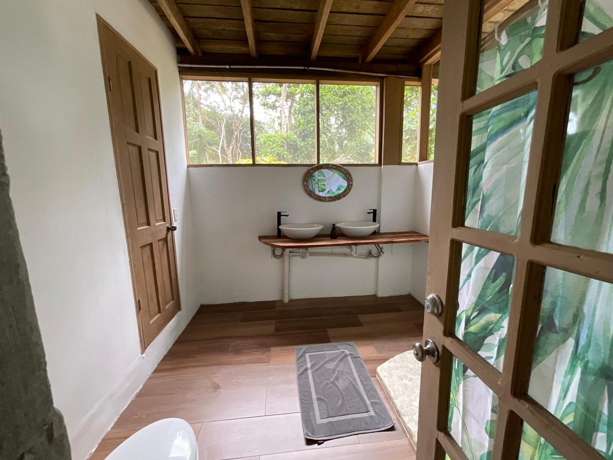 Tesoro Escondido Ecolodge Cabinas Бокас дел Торо Екстериор снимка